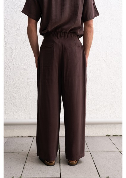 Pilili Dökümlü Kahverengi Pantolon fırsatları