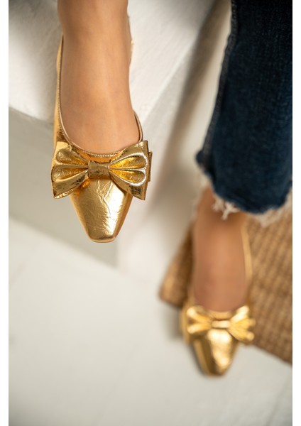 Heju Gold Fiyonk Detaylı Düz Topuklu Kadın Babet modelleri