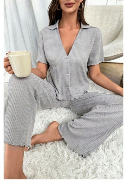 V Yaka Pamuklu Kısa Kollu Mevsimlik Pijama Takımı