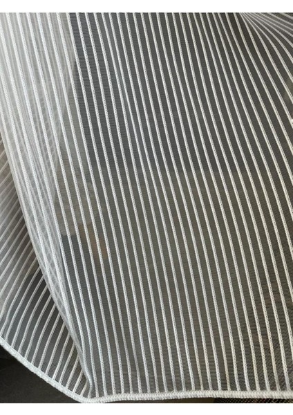 Modern Keten Tül