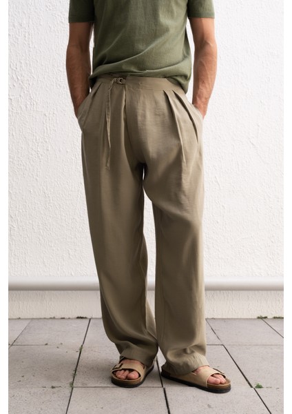Dökümlü Kemer Detaylı Haki Pantolon fiyatları