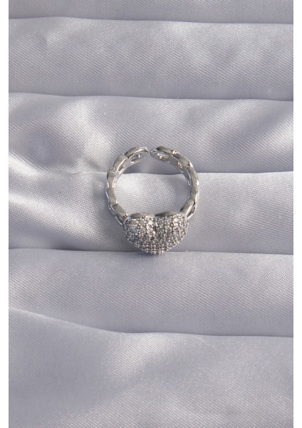 Pirinç Ayarlamalı Gümüş Renk Zirkon Taşlı Bombeli Kalp Yüzük - Lisinya fiyatları