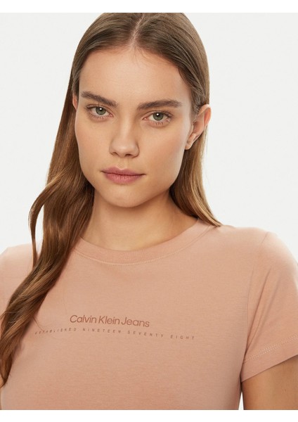 Kadın T-Shirt J20J224990-TGW modelleri
