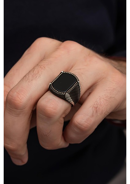 Oniks Taşlı Hasır Modeli 925 Gümüş Erkek Yüzük