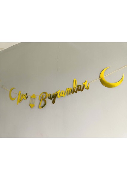 Iyi Bayramlar Yazılı Metalik Gold Ramazan Bayramı Altın Renginde Ipli Süs Yazı Banner indirimleri