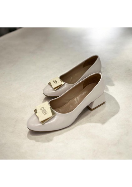 Kadın Günlük Ön Detaylı Babet modelleri