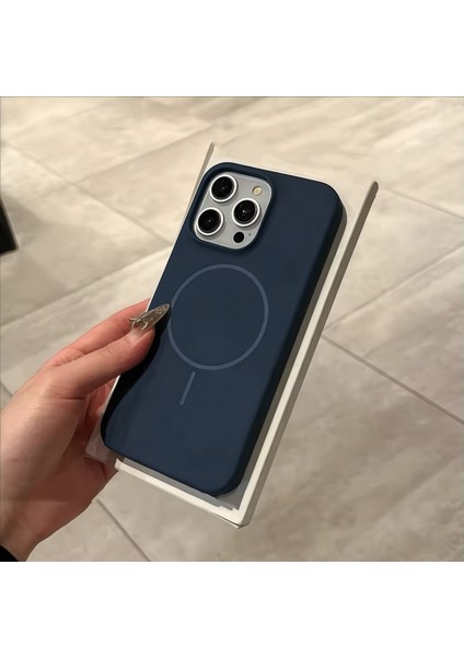 Apple iPhone 16 Pro Max Magsafe Destekli Premium Sıvı Silikon Kılıf fiyatları