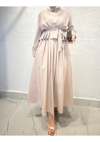 Moda Ala Belden Bağlamalı Ceketli Takım Bej fırsatları