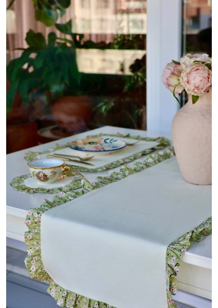 Runner Fırfırlı Çiçekli Krem Vintage Duck Keten