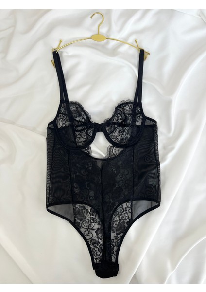 Almira Dantel Balenli Çıtçıtlı Kapsız B Cup Bodysuit fiyatları