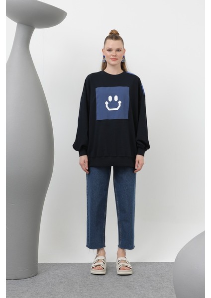 20623 Iki Iplik Kumaş Smile Baskılı Oversize Tesettür Sweatshirt