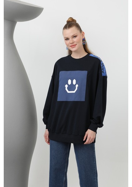 20623 Iki Iplik Kumaş Smile Baskılı Oversize Tesettür Sweatshirt
