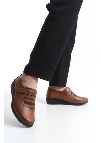 Kadın Comfort Taban Günlük Ayakkabı Cırtlı Hafif Yüksek Taban Yuvarlak Burun Ayakkabı