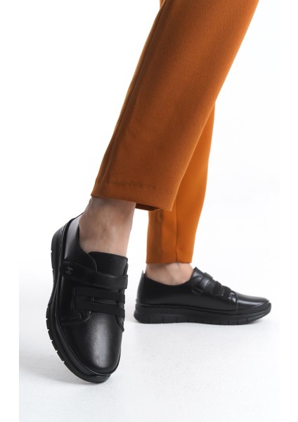 Kadın Önü Lastik Detaylı Cırtlı Tam Kalıp Günlük Ayakkabı Dikişli Comfort Günlük Ayakkabı