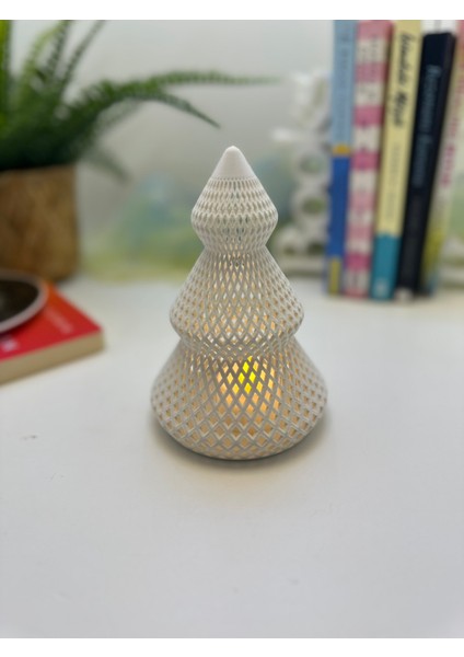 3D Baskı Beyaz Renk Çam Ağacı Şeklinde Mumluk Tekli