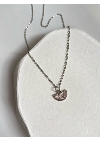 Collection Gümüş Mini Yelpaze Charm 45 cm Çelik Kolye