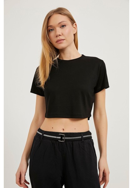 Bisiklet Yaka Crop Soft T-Shirt