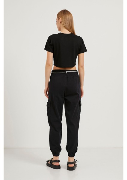 Bisiklet Yaka Crop Soft T-Shirt fırsatları