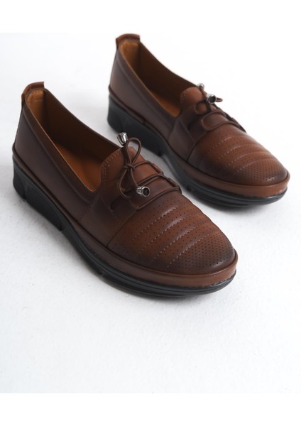 Kadın Comfort Ayakkabı Rahat Taban Bağcıklı Önü Delik Detaylı Yuvarlak Burun Ayakkabı