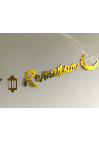 Hoşgeldin Ramazan Yazılı Metalik Gold Ramazan Bayramı Altın Renginde Ipli Süs Yazı Banner fırsatları