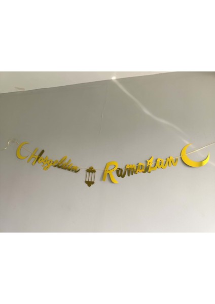 Hoşgeldin Ramazan Yazılı Metalik Gold Ramazan Bayramı Altın Renginde Ipli Süs Yazı Banner indirimleri