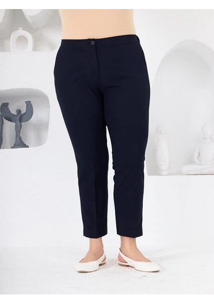 Bel Lastikli Paça Mini Yırtmaçlı Büyük Beden Siyah Kumaş Pantolon