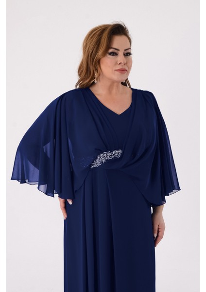 Büyük Beden Lacivert Renkli Uzun Şifon Abiye Elbise indirimleri