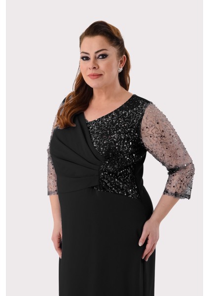Büyük Beden Siyah Renkli Krep Elbise modelleri