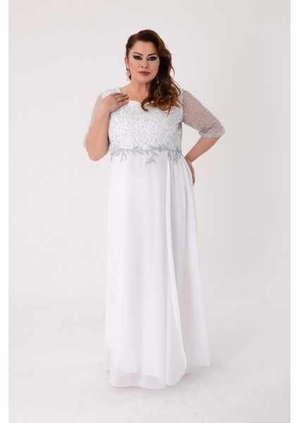 Büyük Beden Beyaz Renkli Uzun Şifon Abiye Elbise