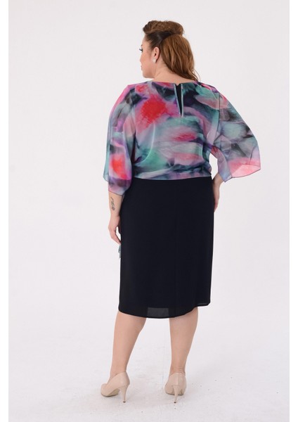 Büyük Beden Siyah Renkli Şifonu Desenli Krep Elbise fırsatları