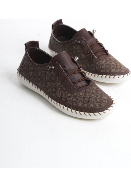 Kadın Deri Bağcıklı Günlük Ayakkabı Rahat Hafif Taban Tam Kalıp Esnek Dikişli Ayakkabı fırsatları