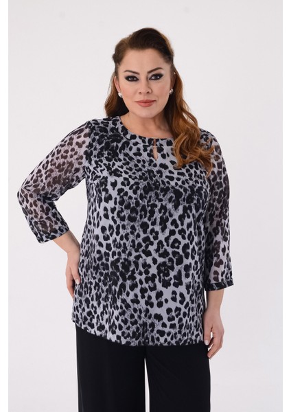 Büyük Beden Gri Renkli Leopar Desenli Şifon Abiye Bluz
