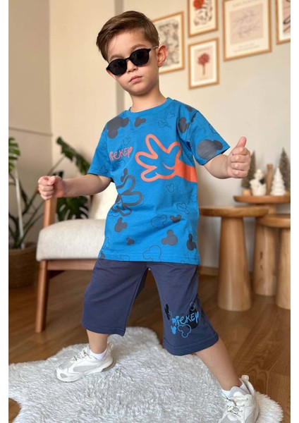 Erkek Çocuk Parmak ve Ayıcık Baskılı Lacivert T-Shirt Şortlu Takım modelleri