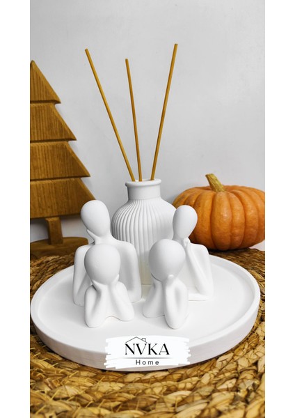 Family Love (Fitilli Vazo+Aile 4 Lü Set+20 cm Yuvarlak Sunumluk)