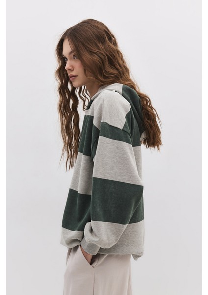 Kapüşonlu Çizgili Sweatshirt