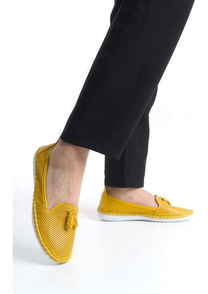 Kadın Deri Önü Püskül Detaylı Babet Dikişli Tam Kalıp Kadın Günlük Ayakkabı