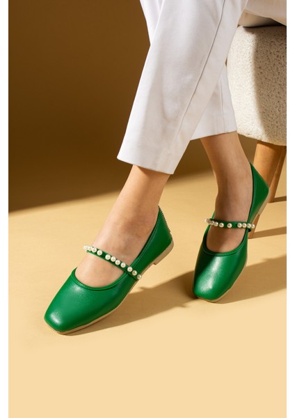 Küt Burun Inci Detaylı Tek Bant Hafif Rahat Kalıp Kadın Babet 81-119-25 fiyatları