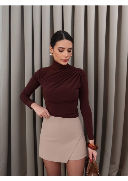 Omuz ve Bel Pile Detaylı Bluz fırsatları