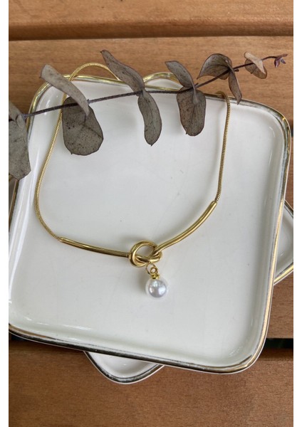 Çelik Düğüm Ucunda Inci Kolye Gold 46 cm