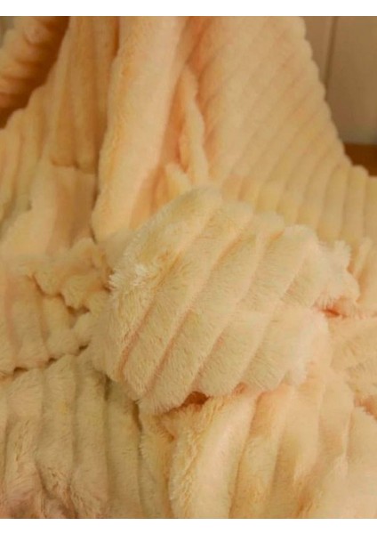 Krem Renkte Peluş Kumaş fiyatları