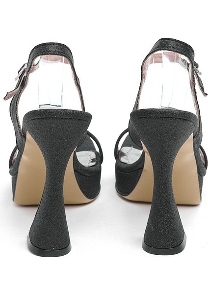 Bilekten Bantlı Platformlu Kadın Topuklu Ayakkabı fırsatları