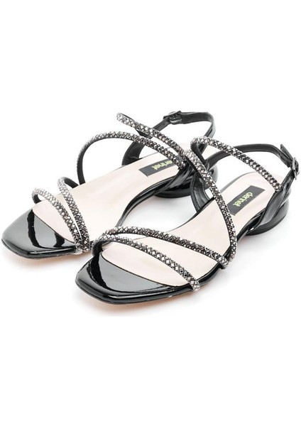 Bilekten Bantlı Taşlı Kadın Babet fiyatları