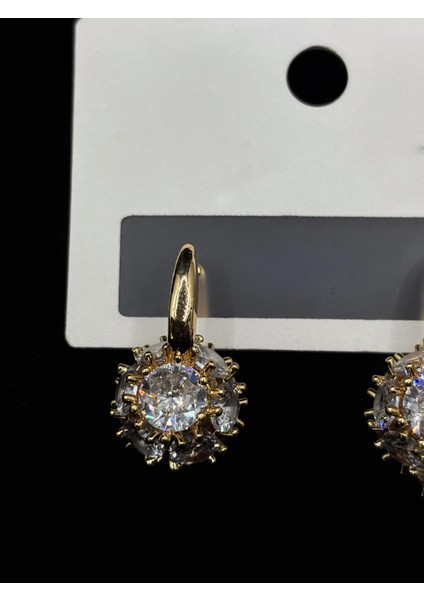 Yuvarlak Zirkon Taşlı Küpe modelleri