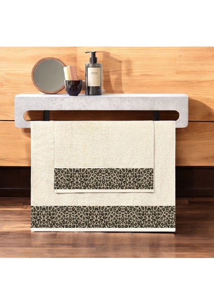 Leopar Model Baskılı 2'li Banyo Havlu Seti
