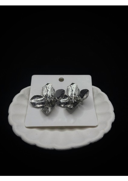Zirkon Taşlı Silver Çiçekli Küpe fırsatları