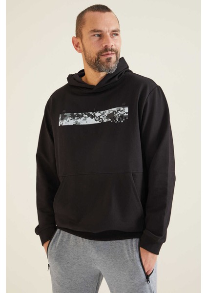 Erkek Siyah Dustin Kapüşonlu Standart Kalıp Baskılı Sweatshirt 88136-01