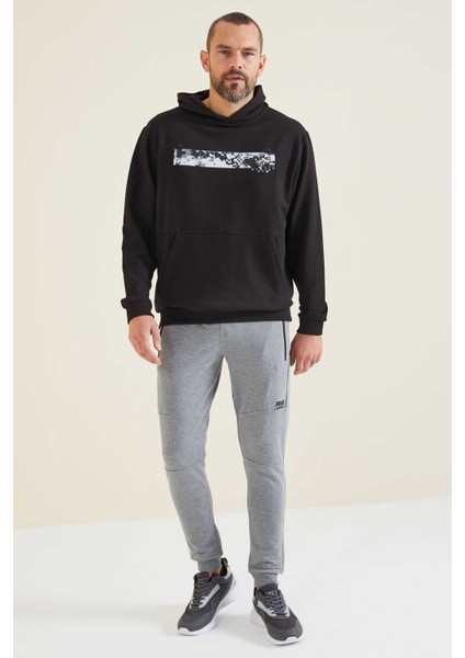 Erkek Siyah Dustin Kapüşonlu Standart Kalıp Baskılı Sweatshirt 88136-01