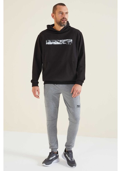 Erkek Siyah Dustin Kapüşonlu Standart Kalıp Baskılı Sweatshirt 88136-01
