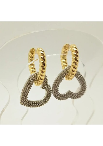 Kalp Model Taşlı Çelik Küpe modelleri