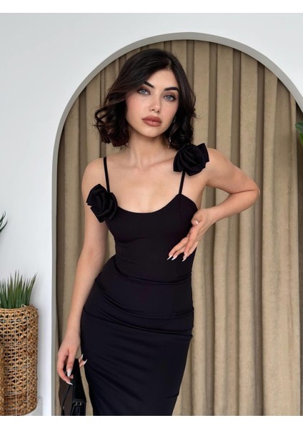 Thron Gül Askılı Elbise